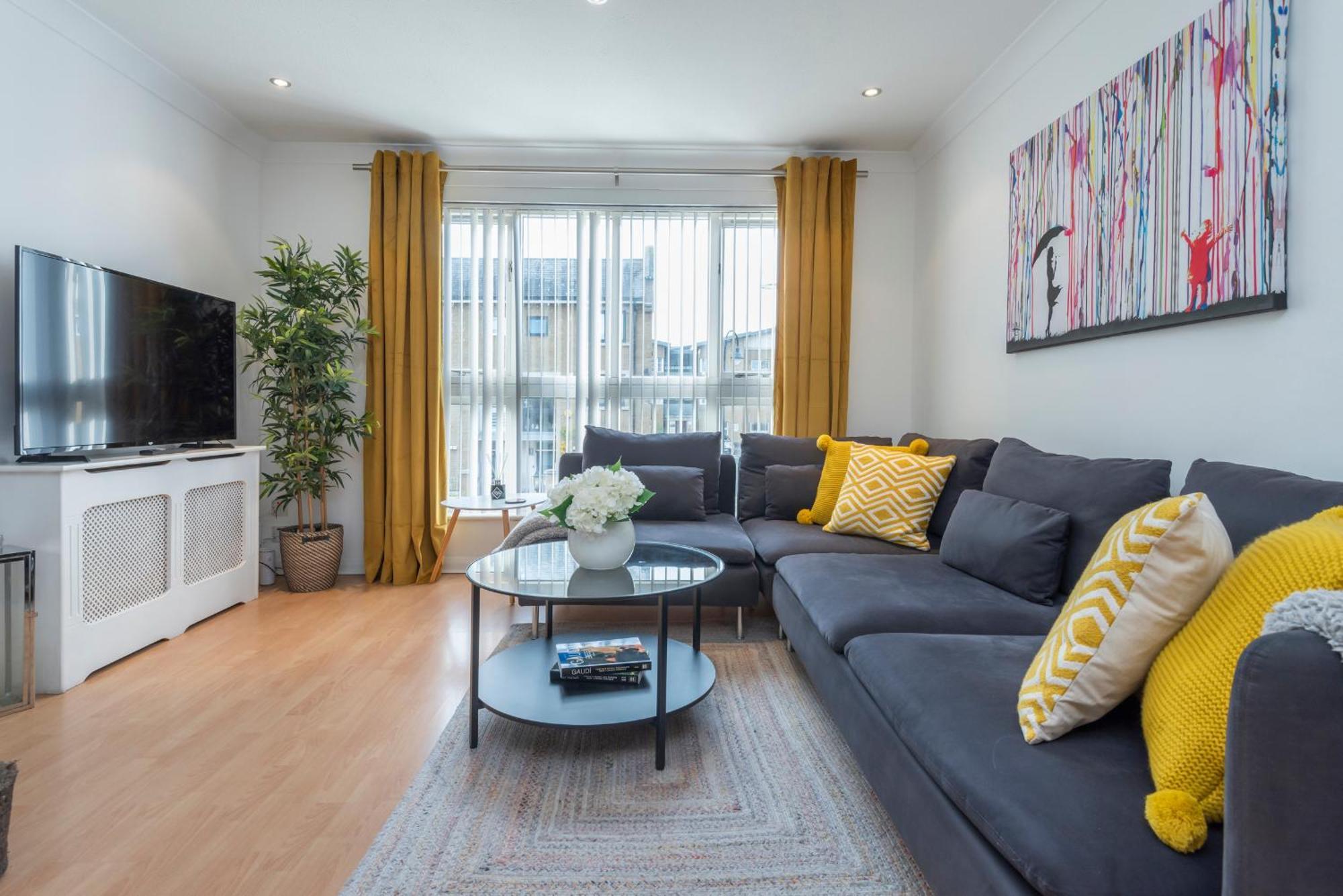 2 Bed Town House With Garden In Hackney, London Lägenhet Exteriör bild