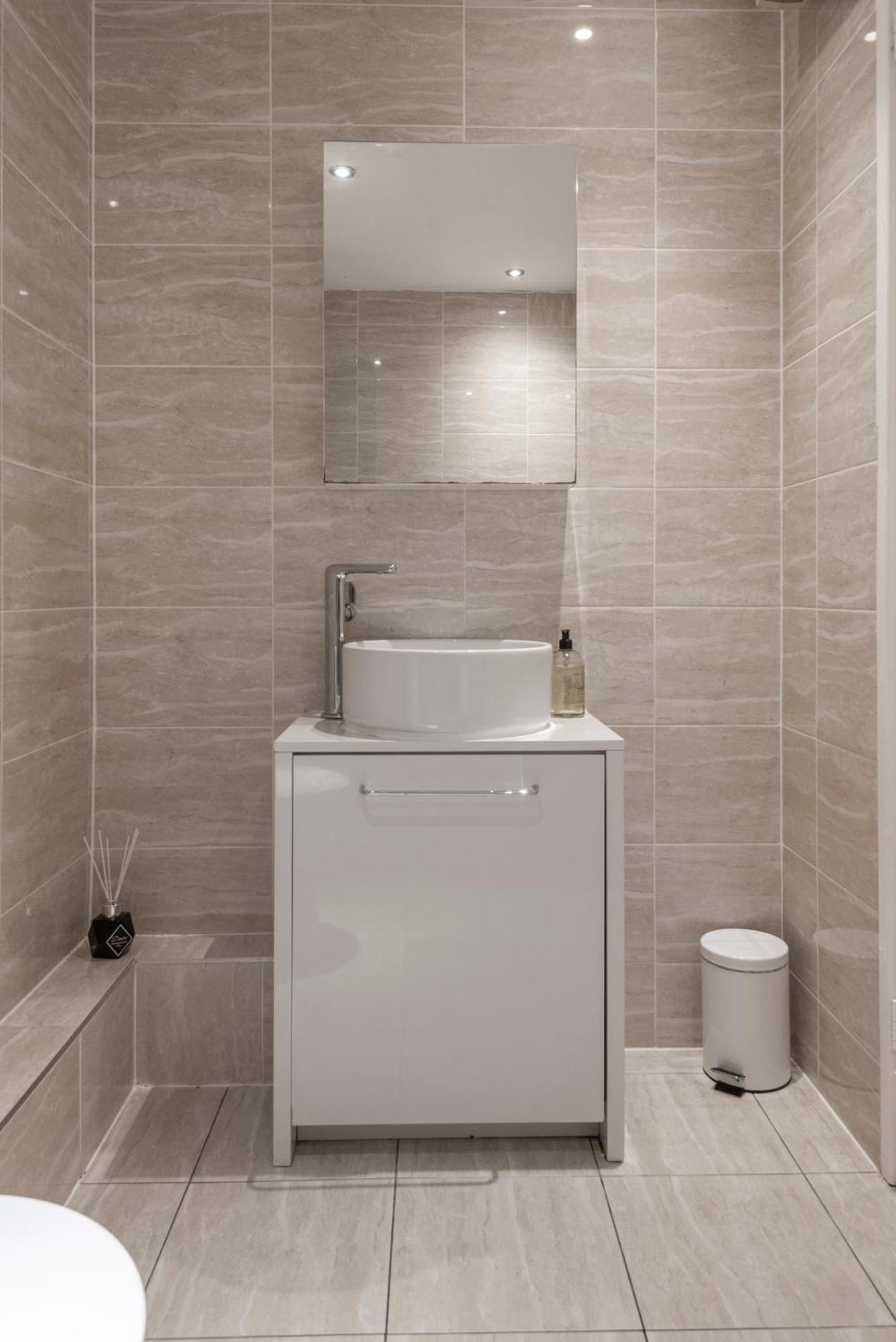 2 Bed Town House With Garden In Hackney, London Lägenhet Exteriör bild