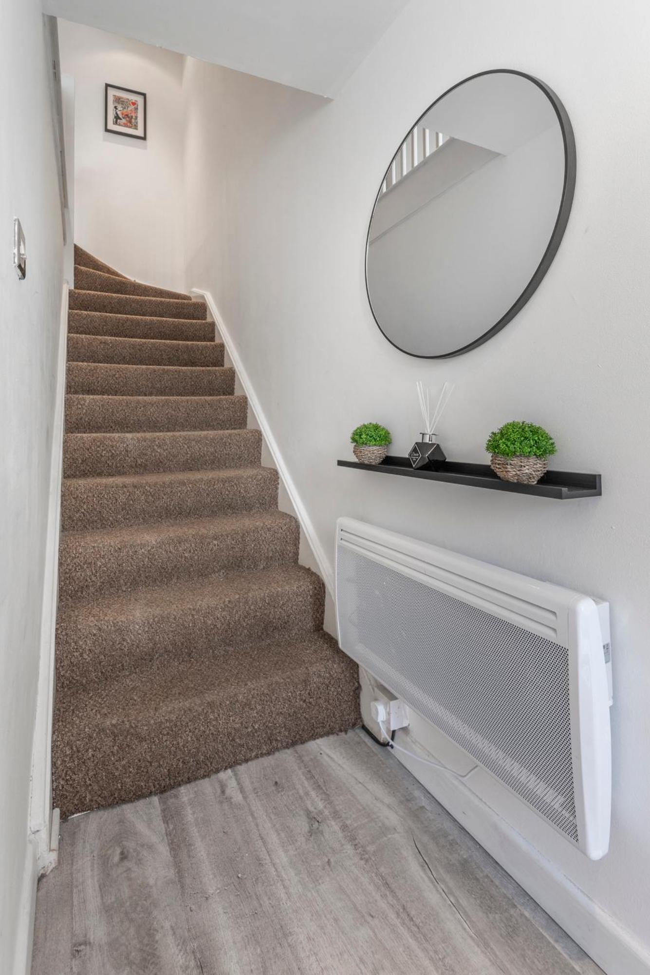 2 Bed Town House With Garden In Hackney, London Lägenhet Exteriör bild