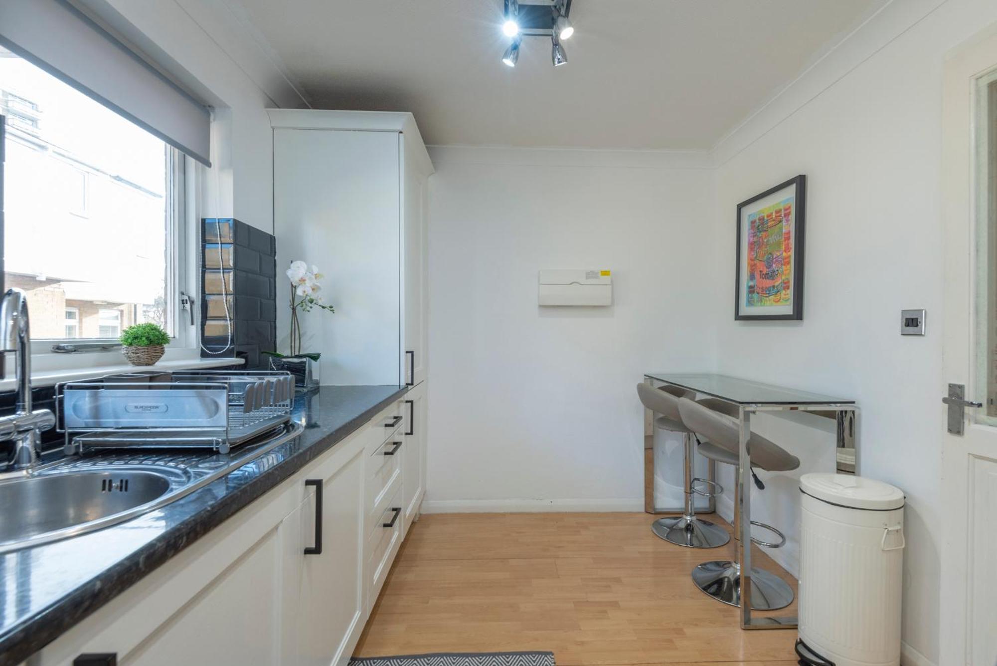 2 Bed Town House With Garden In Hackney, London Lägenhet Exteriör bild