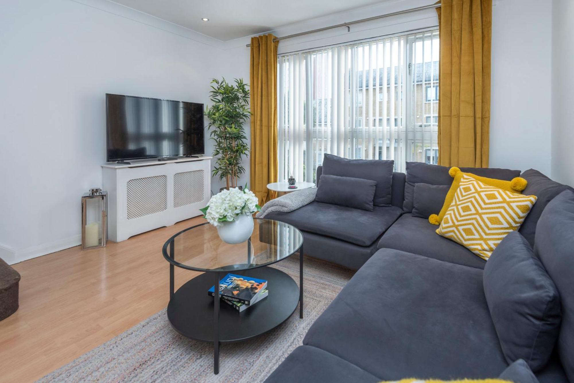 2 Bed Town House With Garden In Hackney, London Lägenhet Exteriör bild